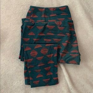 B uttery soft leggings